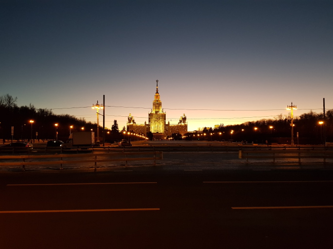 Université Etat Moscou de nuit