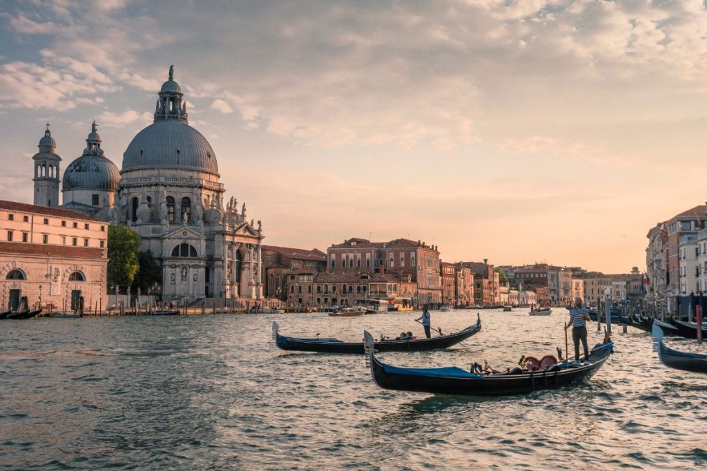 Venise gondoles